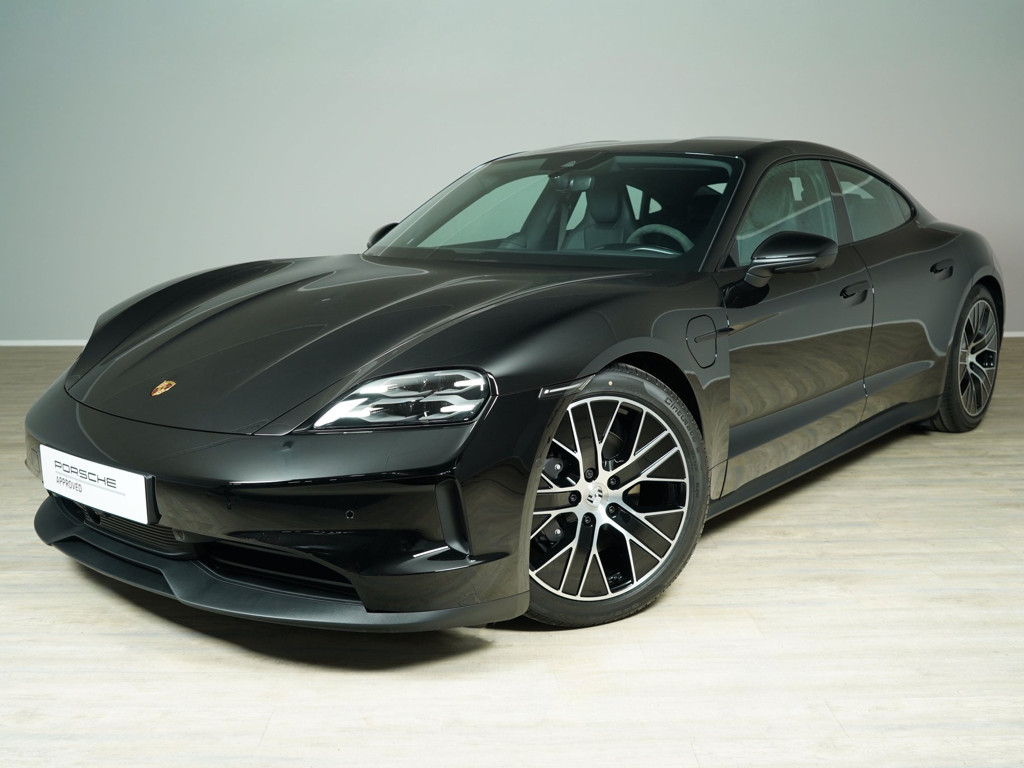 Porsche Taycan 4
