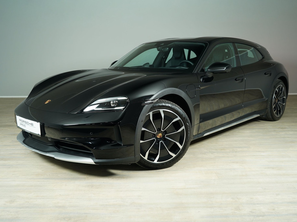 Porsche Taycan Cross Turismo 4