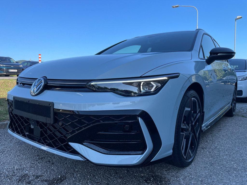 Volkswagen Golf DSG Variant R-Line