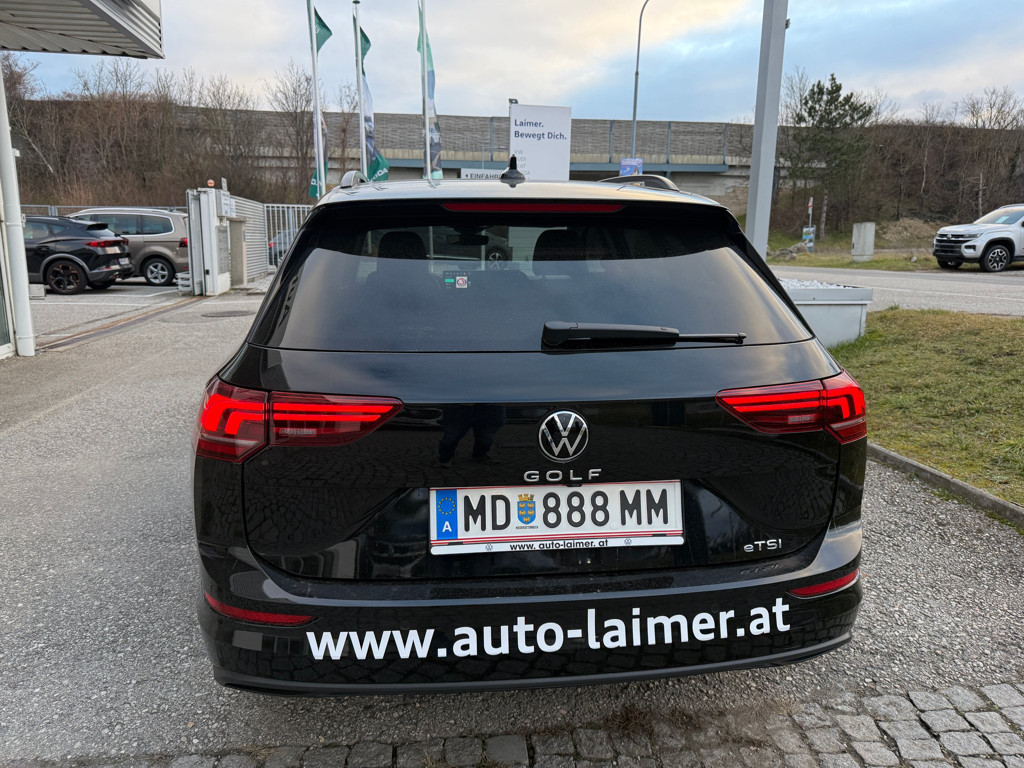 Volkswagen Golf DSG Life Variant