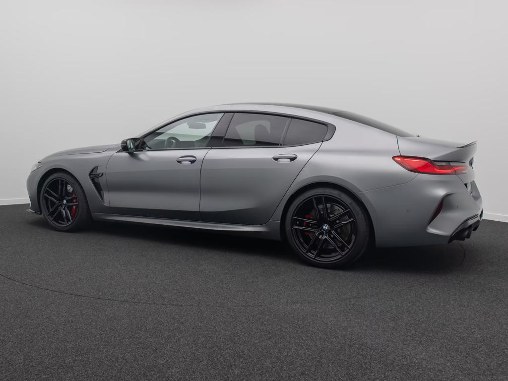 BMW M8