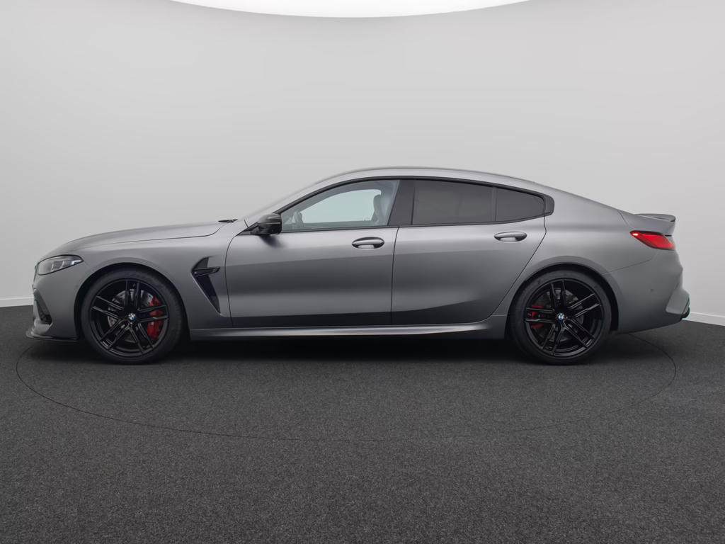 BMW M8