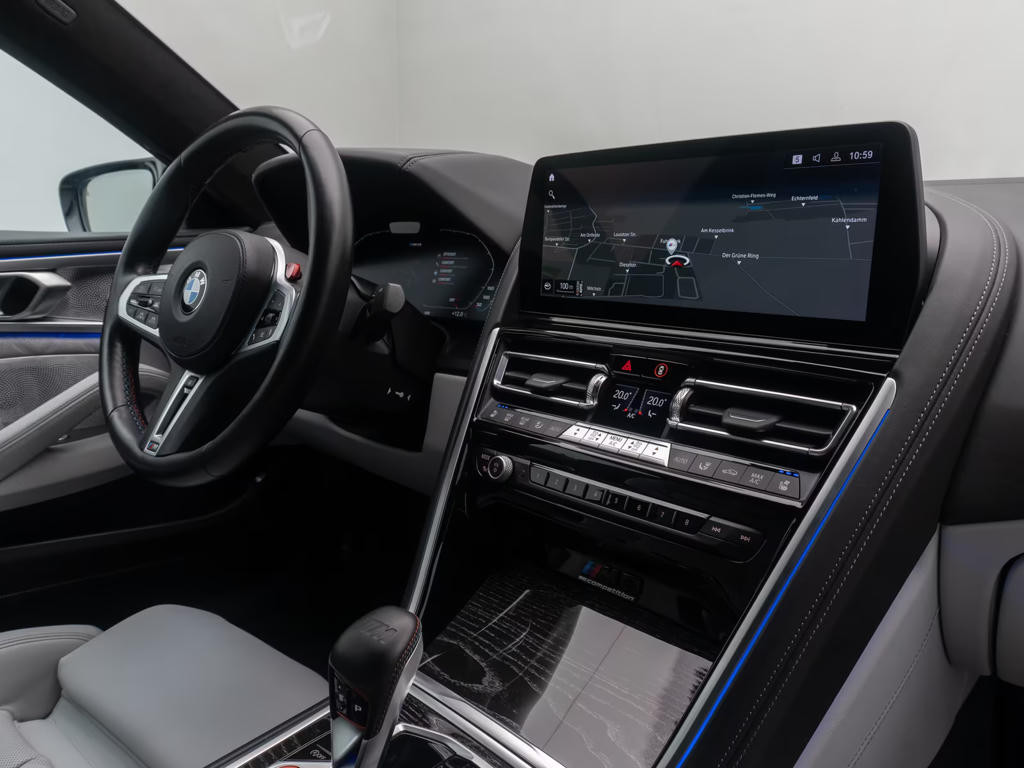 BMW M8