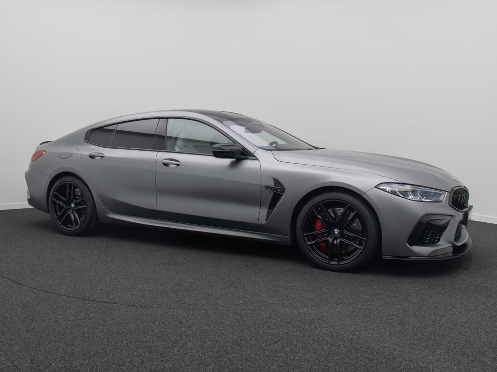 BMW M8