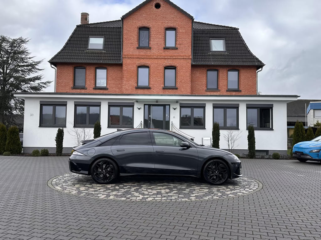 Hyundai IONIQ 6 First edition Vierwielaandrijving 4WD