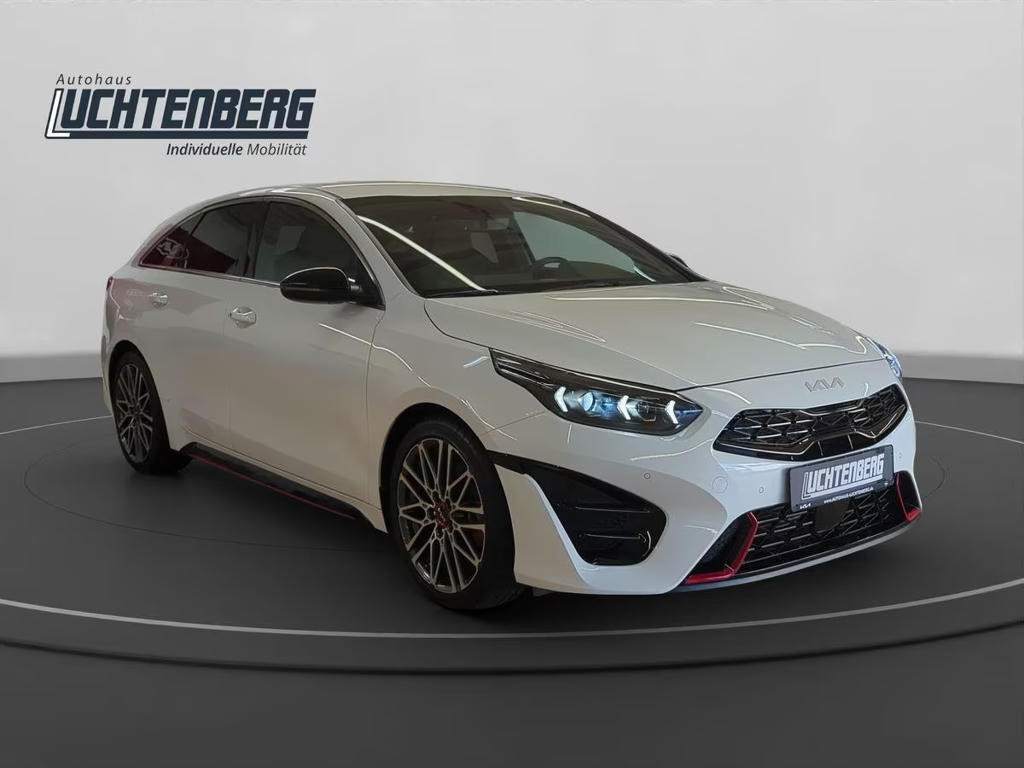 Kia ProCeed