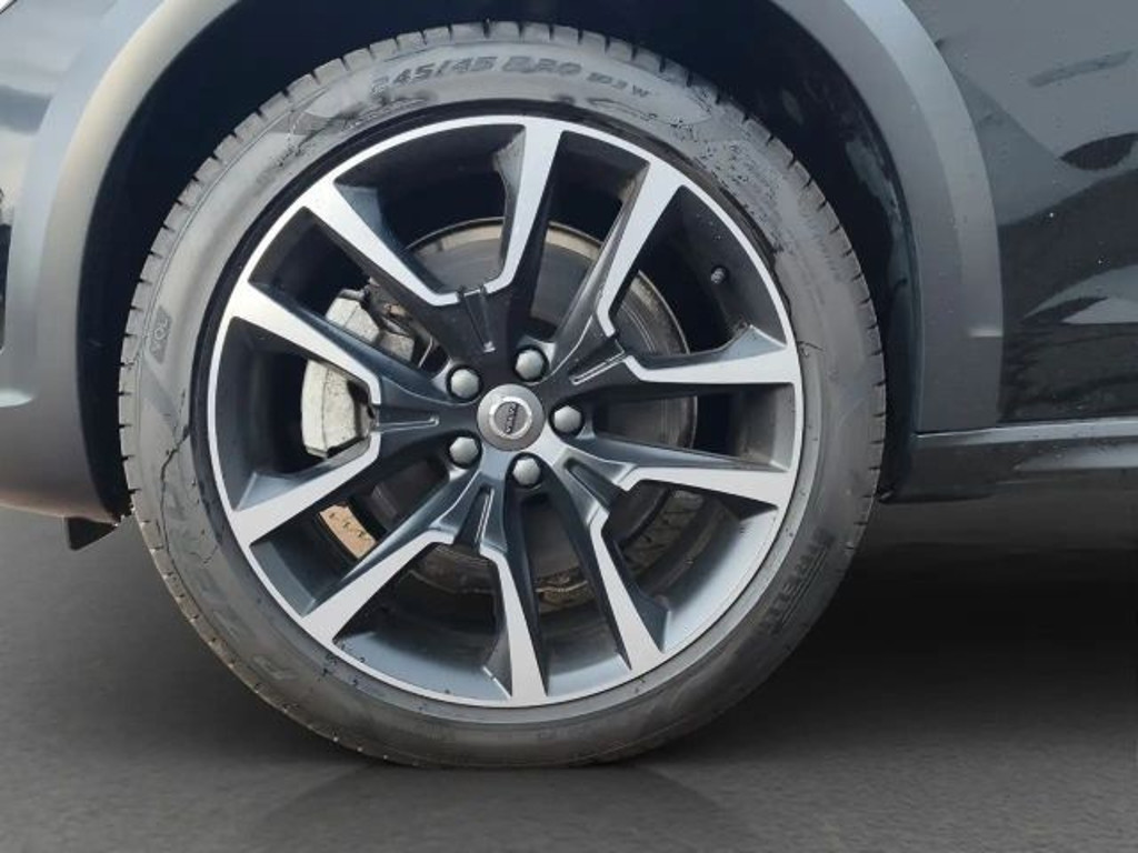 Volvo V90 Cross Country
