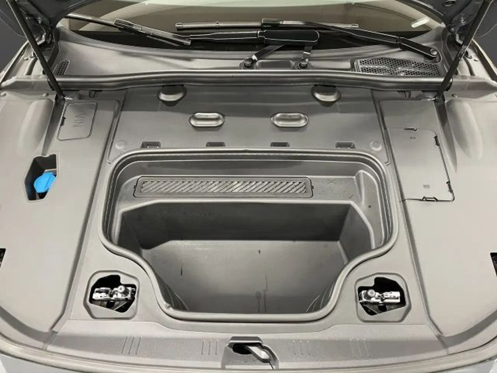 Audi S6 e-tron