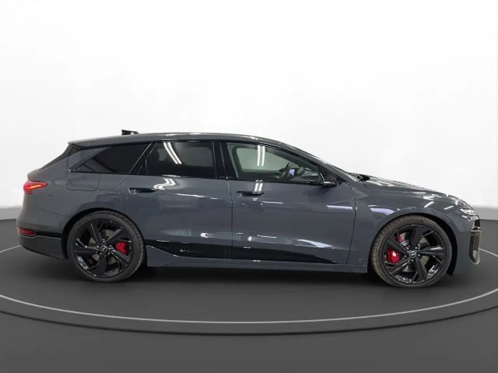 Audi S6 e-tron