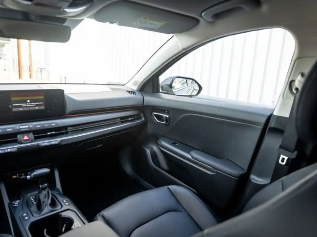 Kia K4