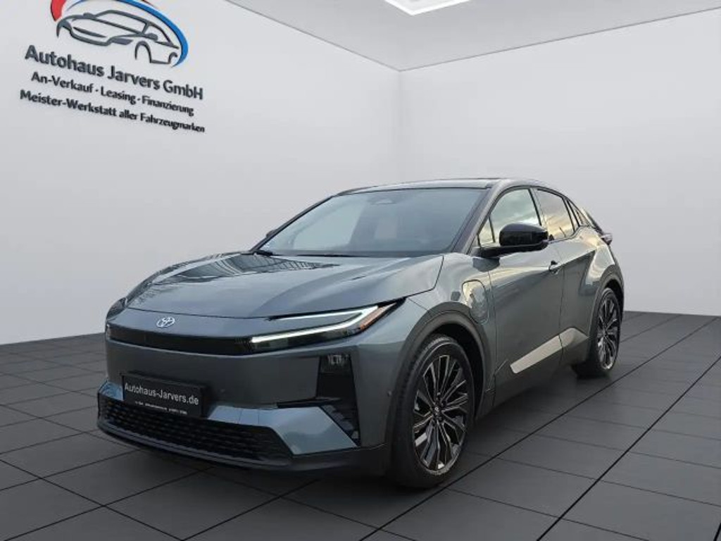 Toyota C-HR Vierwielaandrijving Lounge
