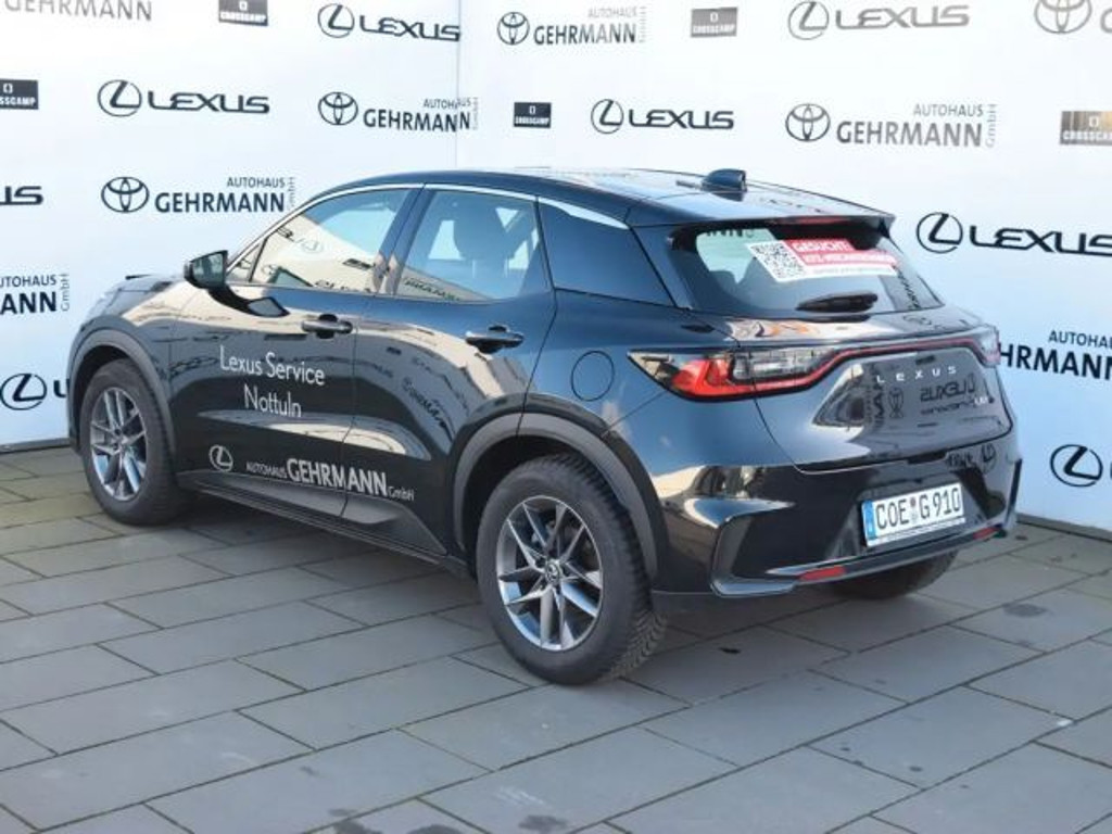Lexus LBX