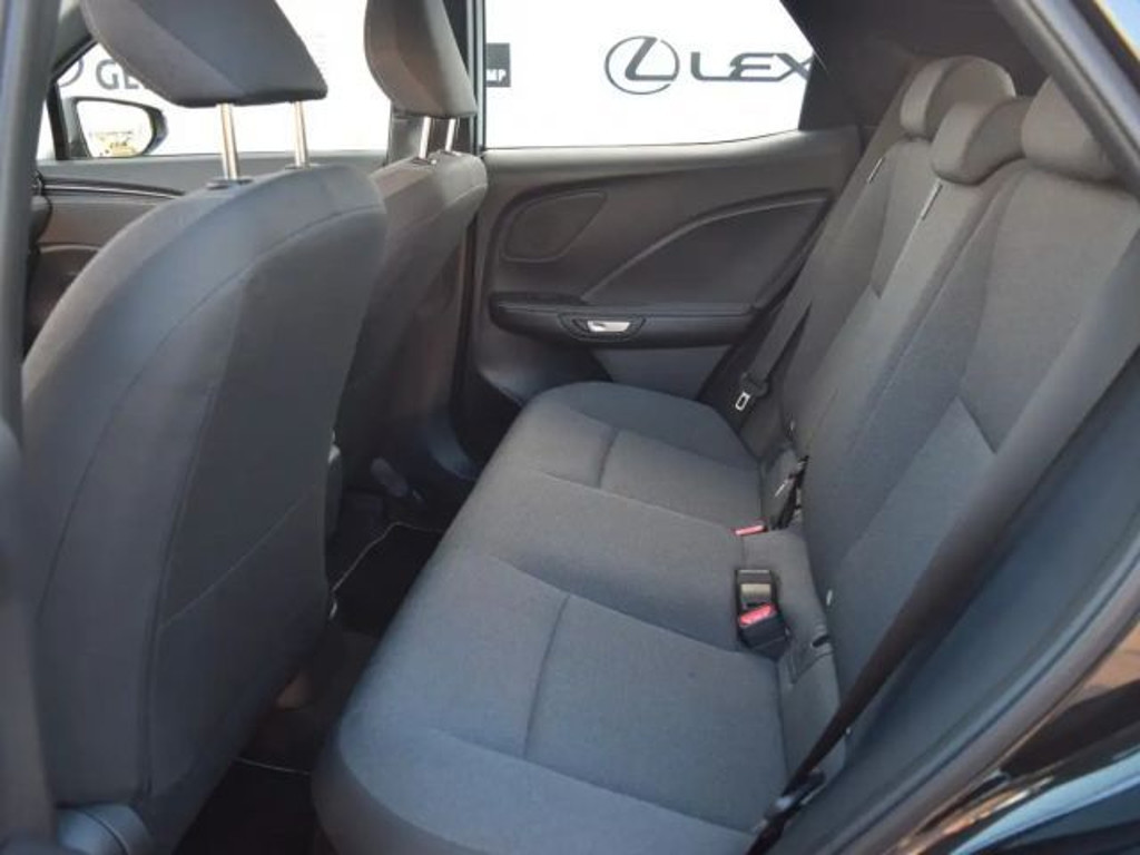 Lexus LBX