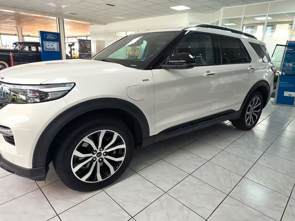 Ford Explorer EcoBoost ST Line Plug in Hybrid