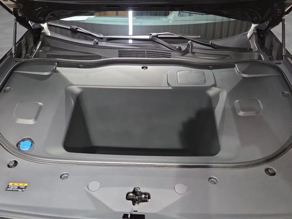 Mazda 6e