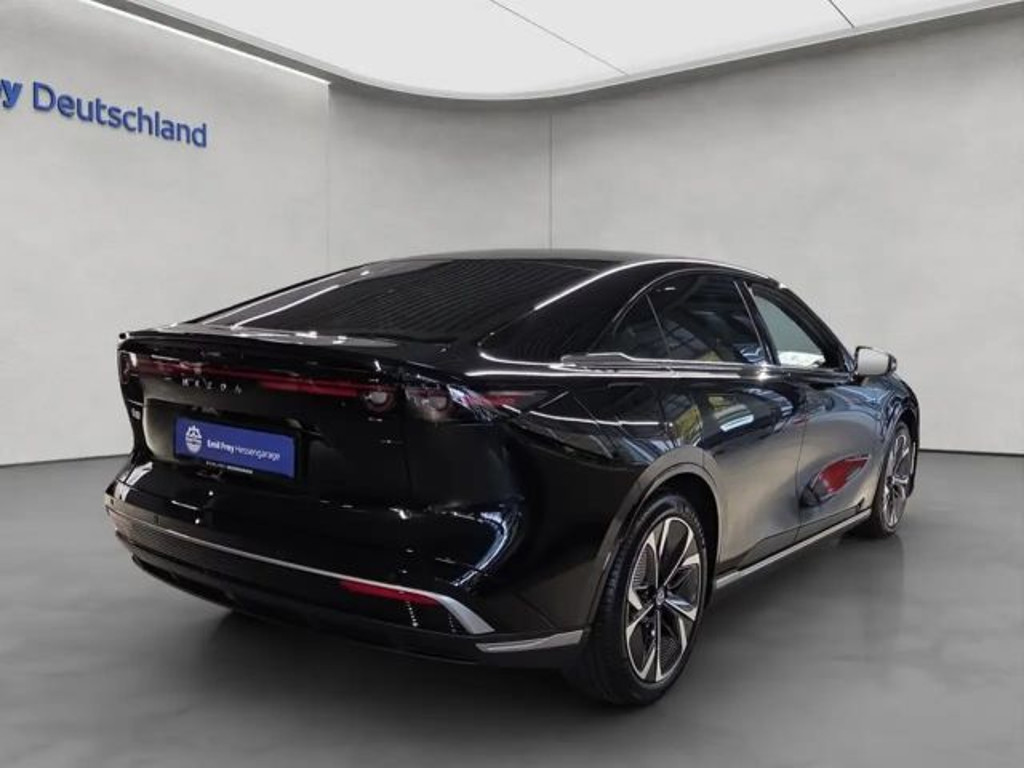 Mazda 6e