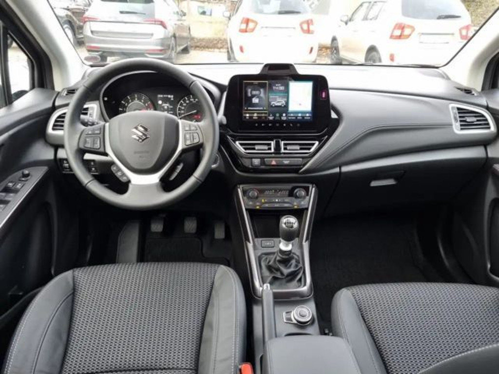 Suzuki S-Cross