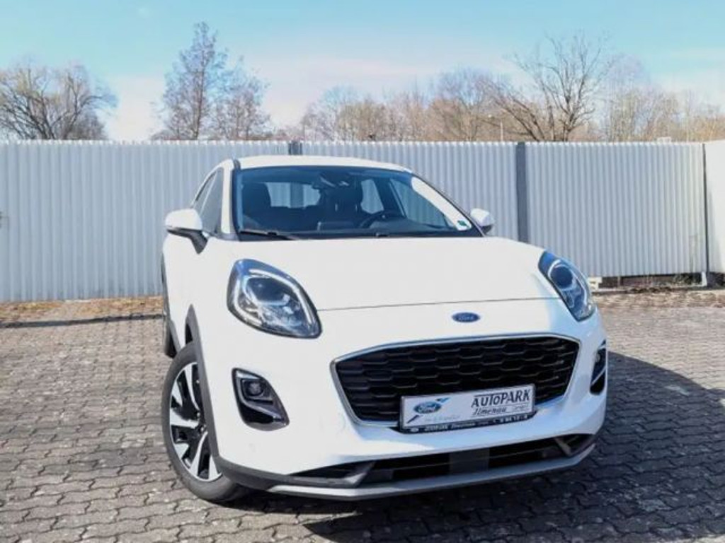Ford Puma EcoBoost Titanium