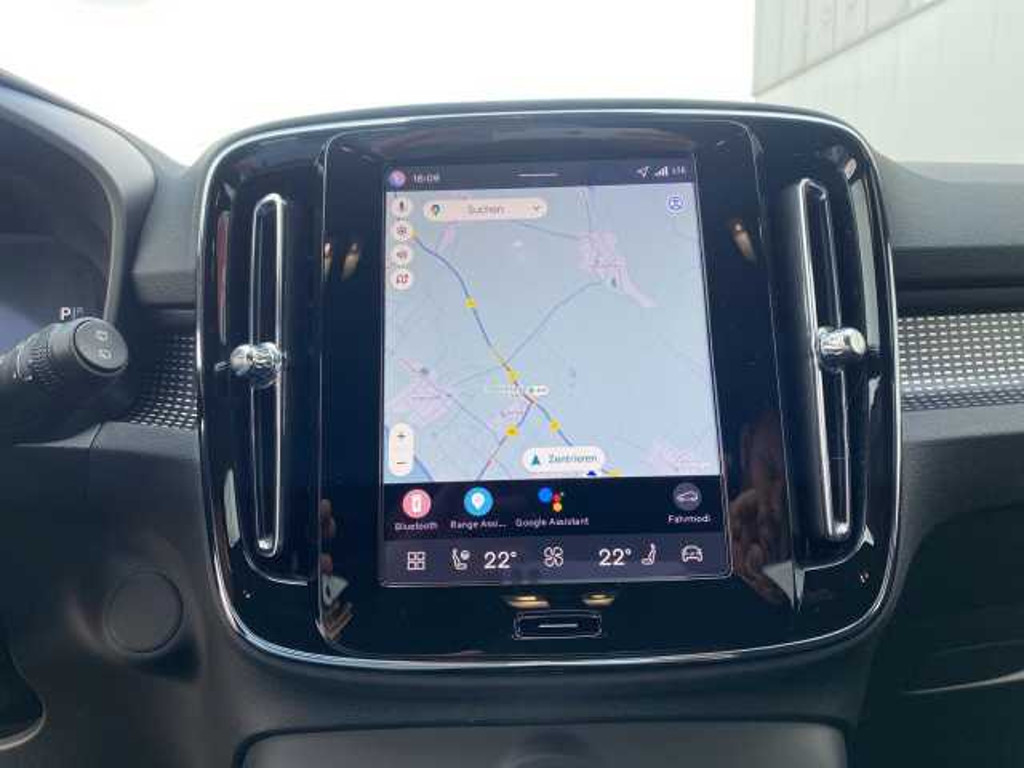 Volvo EX40