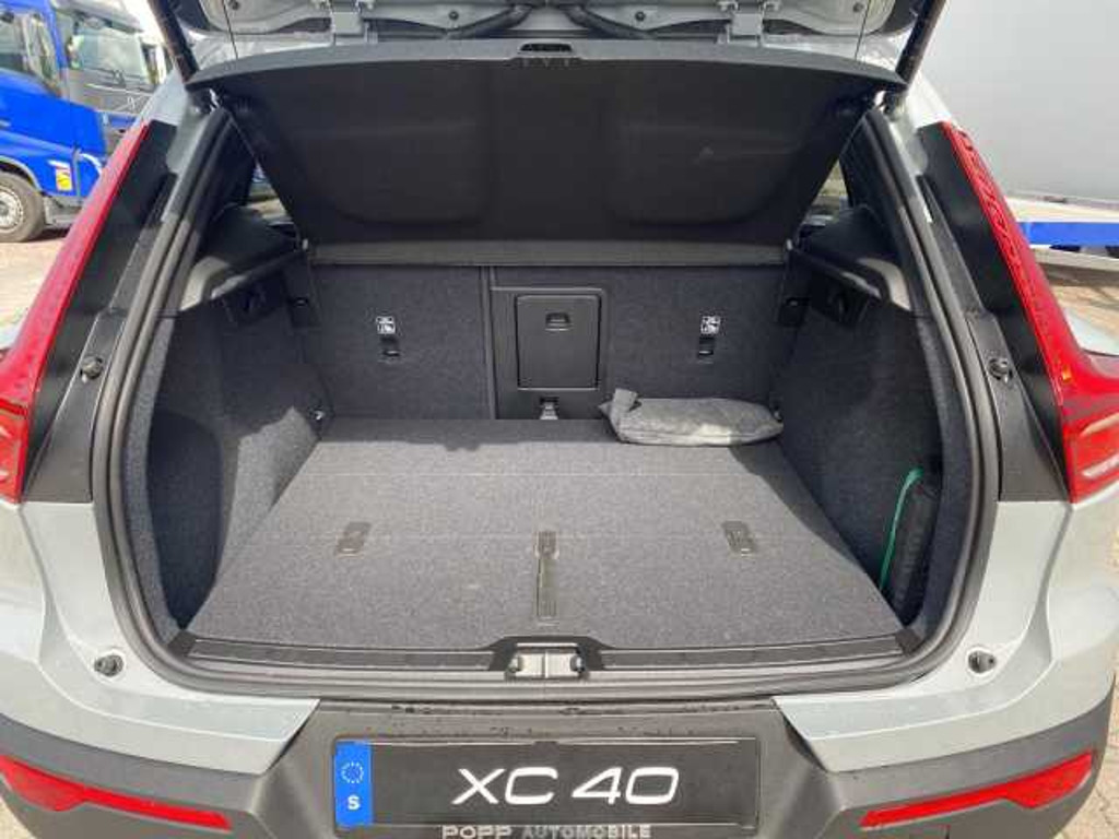 Volvo EX40