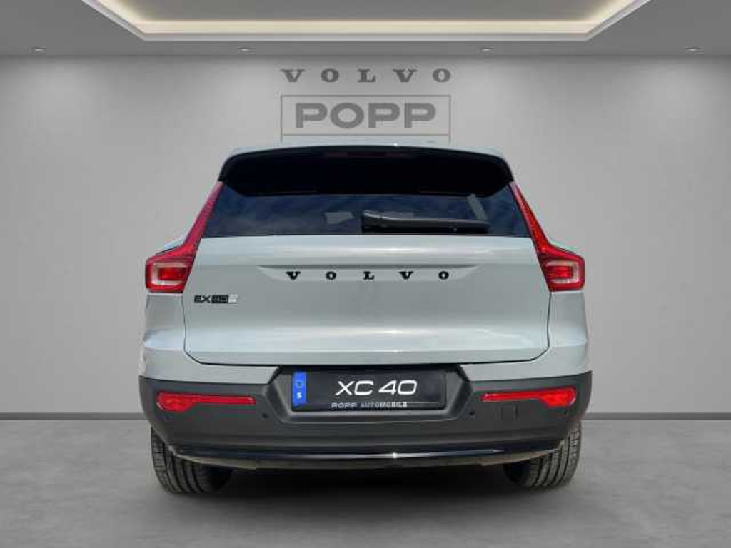 Volvo EX40