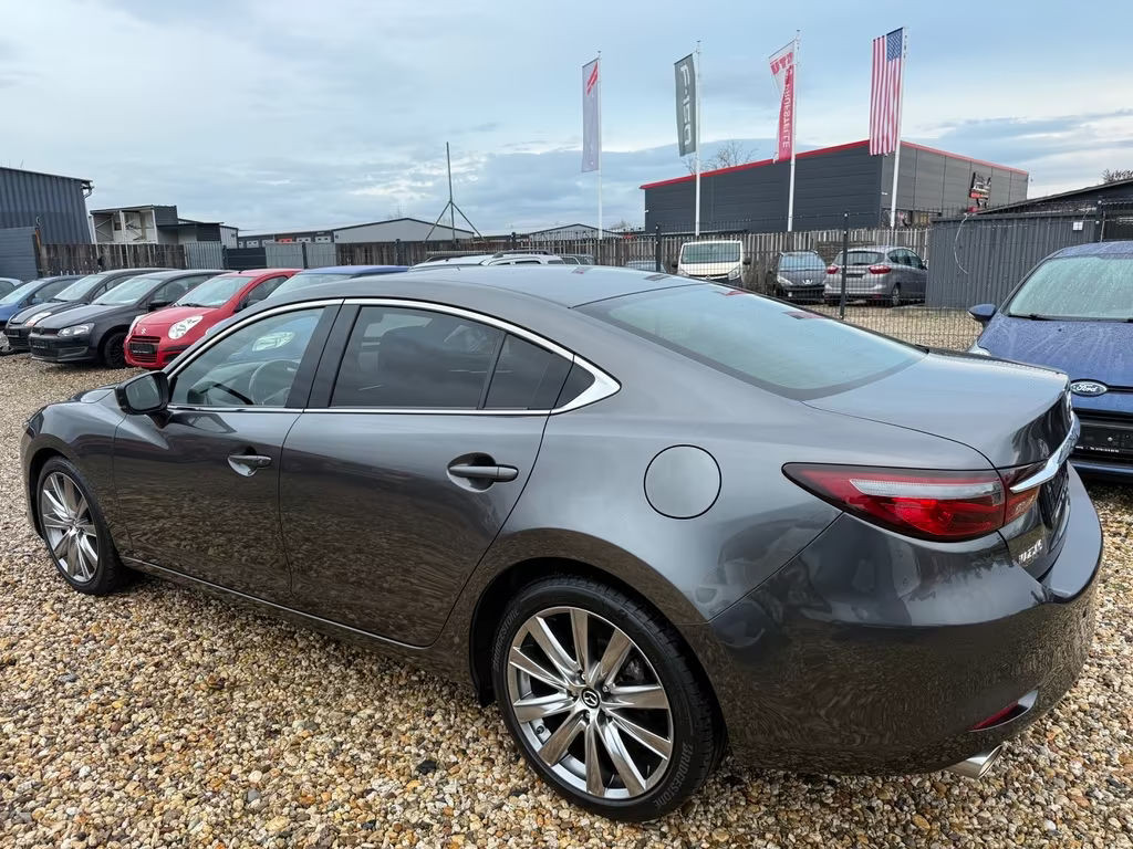 Mazda 6