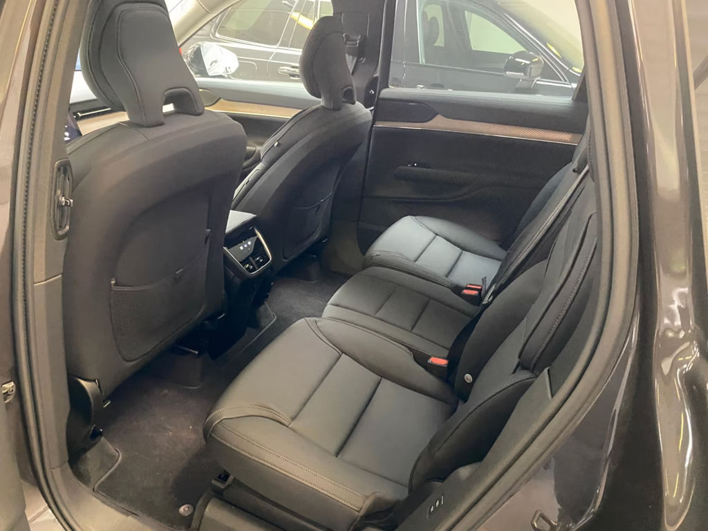 Volvo EX90