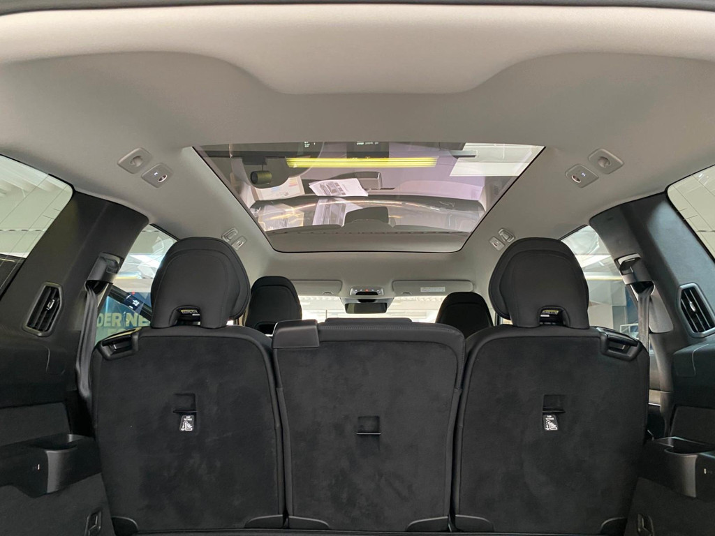 Volvo EX90