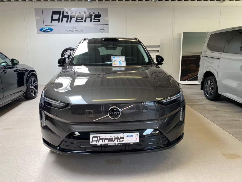 Volvo EX90