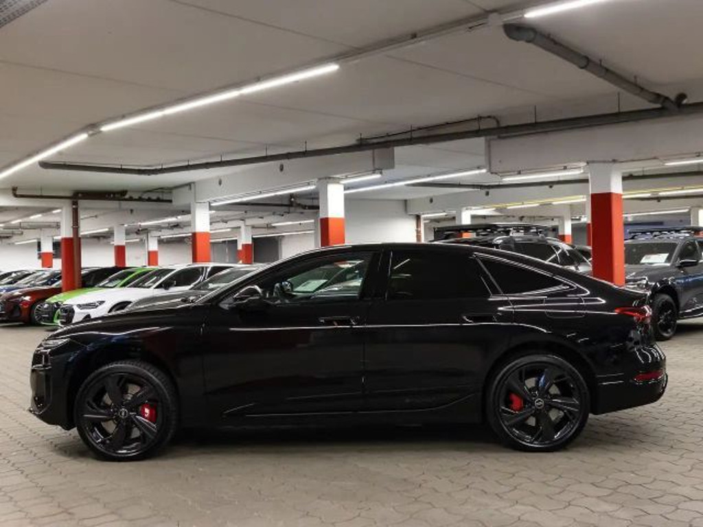 Audi S6 e-tron