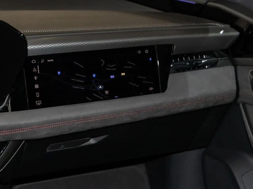 Audi S6 e-tron