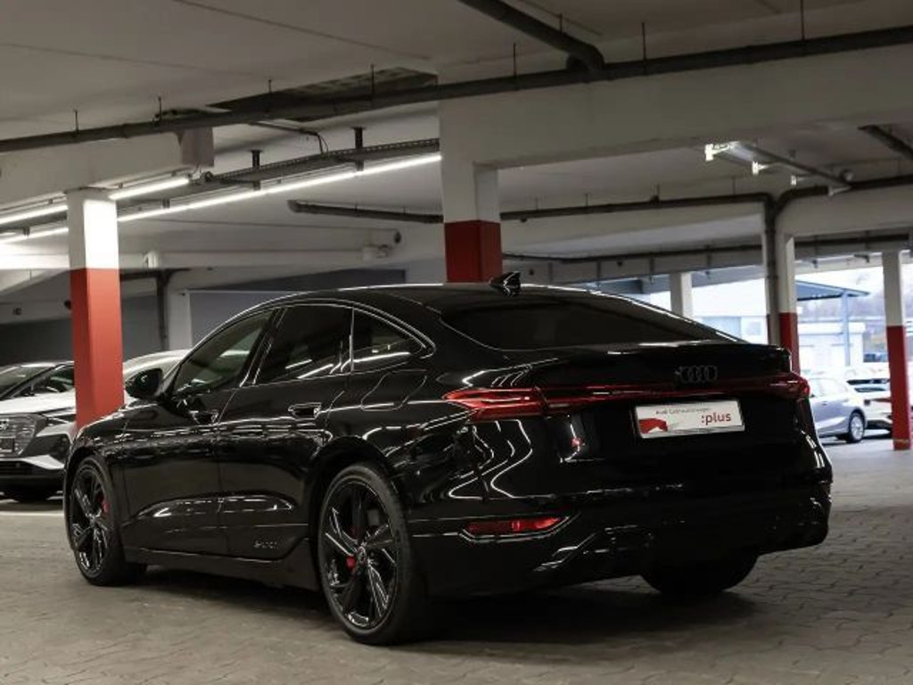 Audi S6 e-tron
