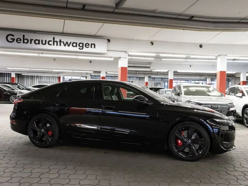 Audi S6 e-tron