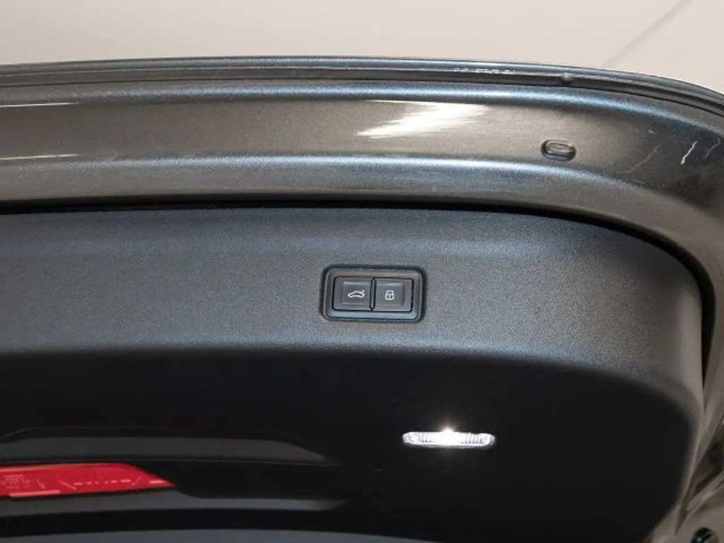 Audi SQ6 e-tron