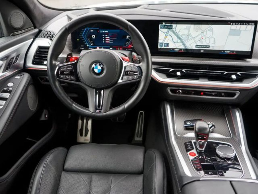 BMW XM