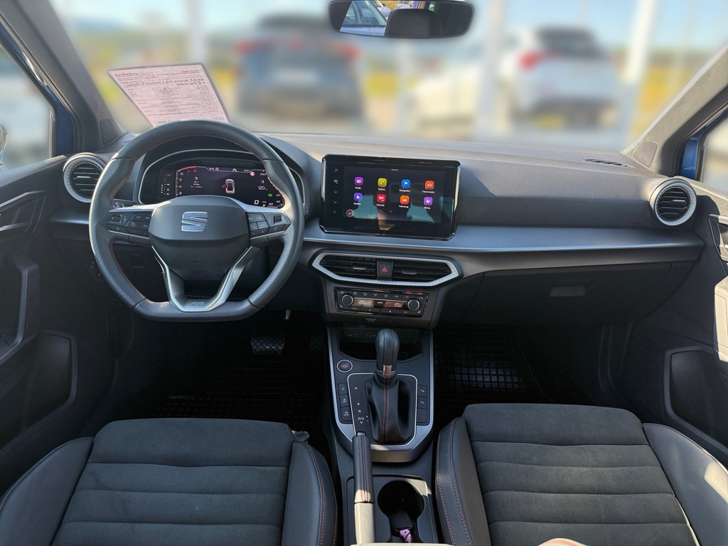 Seat Arona