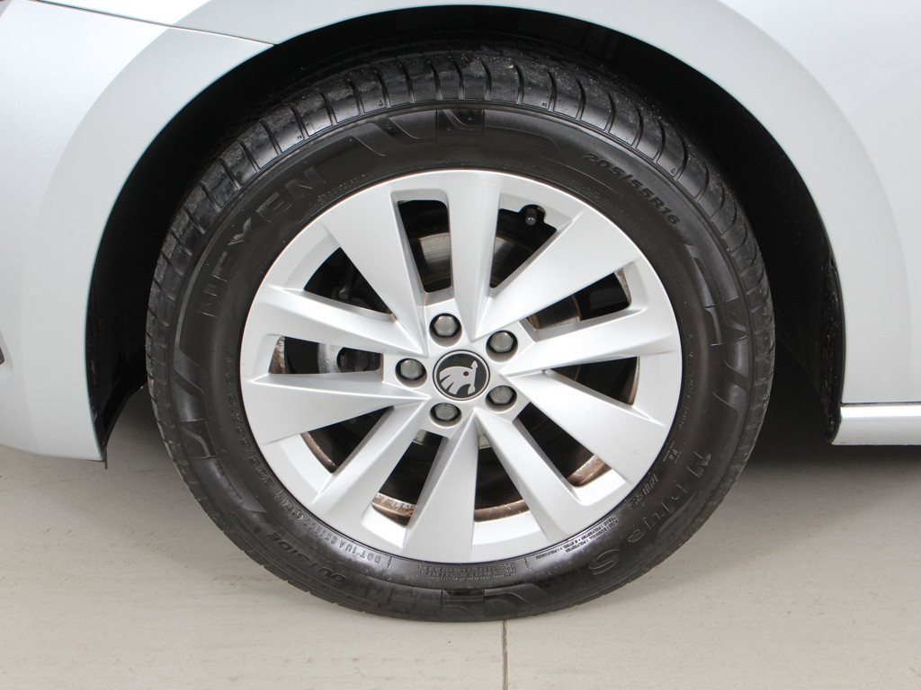 Skoda Scala
