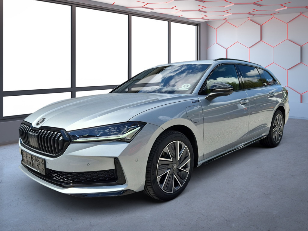 Skoda Superb Combi Sportline iV