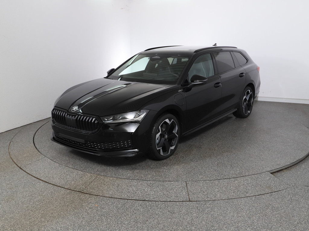 Skoda Superb Combi Sportline iV