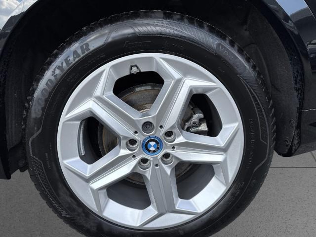 BMW iX2