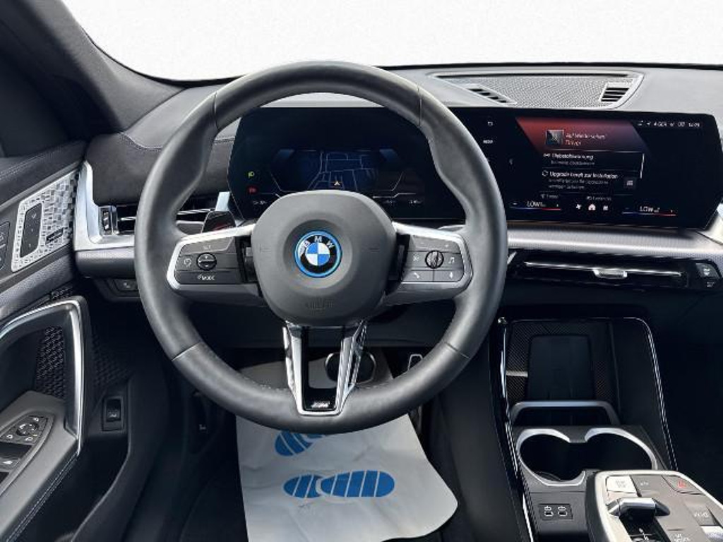 BMW iX2