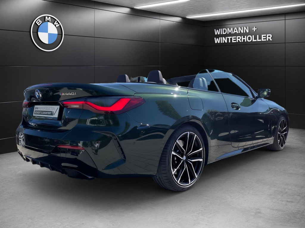 BMW M440