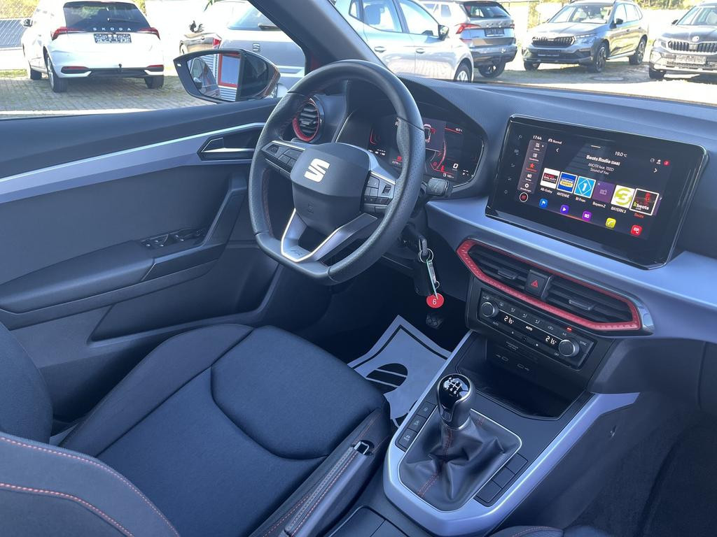 Seat Arona