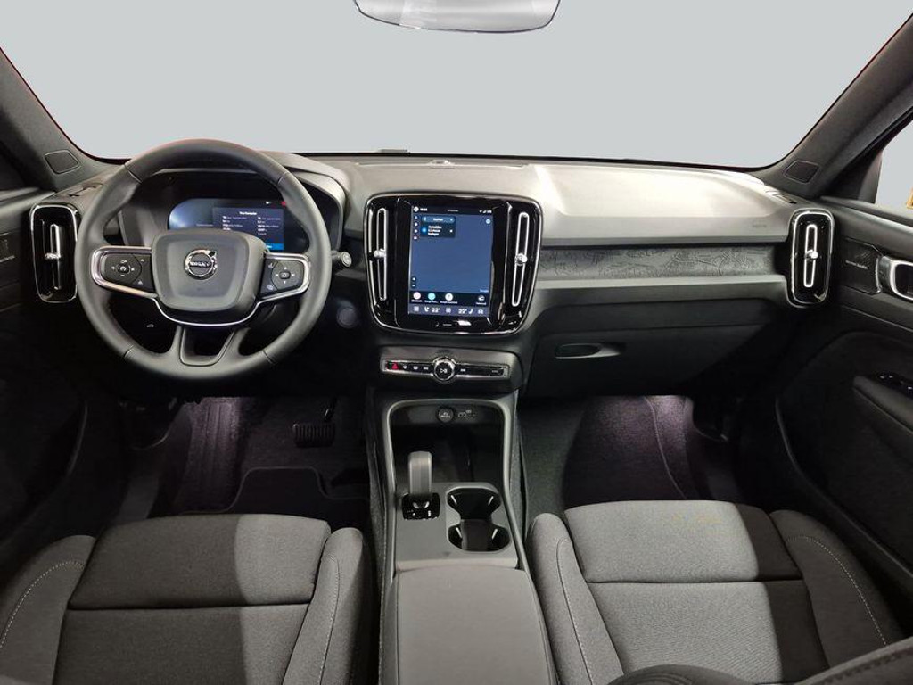 Volvo EX40