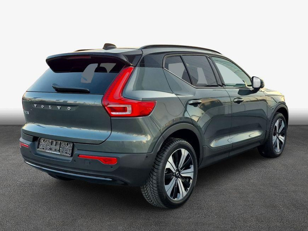 Volvo EX40
