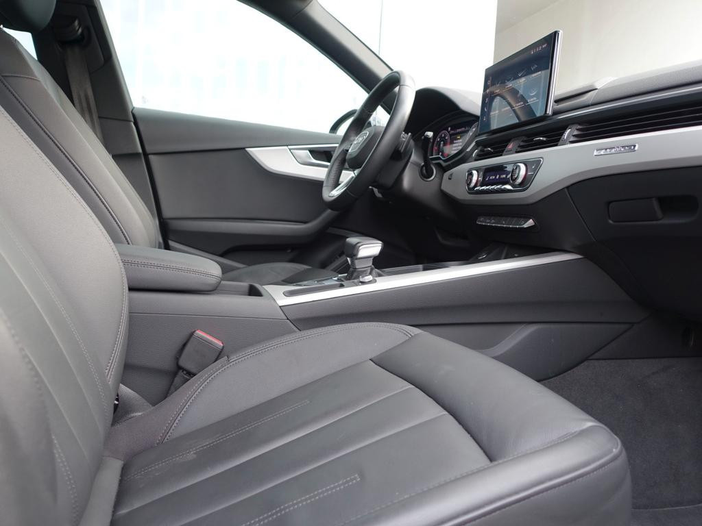 Audi A4 Avant Quattro 40 TDI