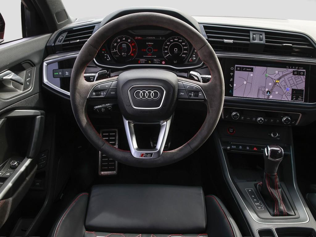 Audi RS Q3