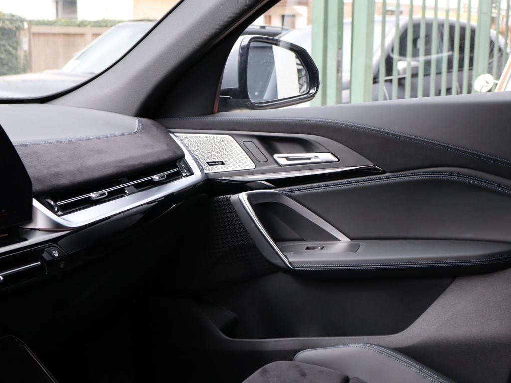BMW iX2