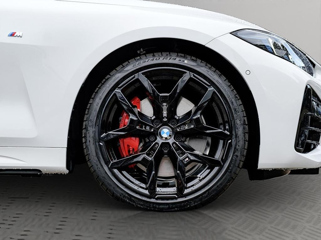 BMW M440