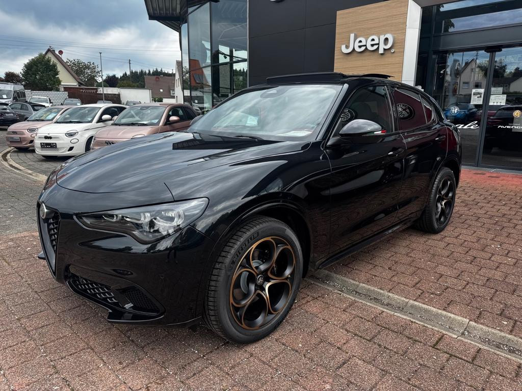 Alfa Romeo Stelvio 2.0 280PS Intensa Panorama Navi Kamera